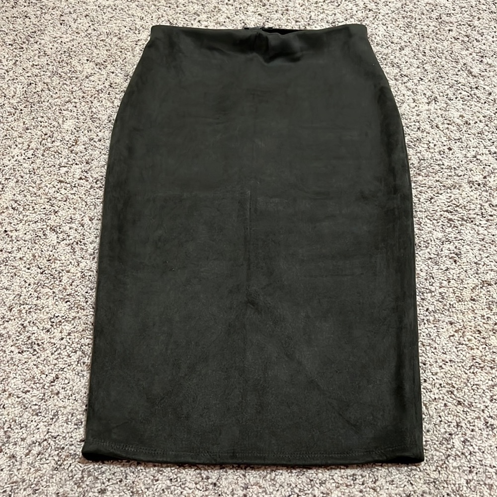 Velvet green pencil skirt